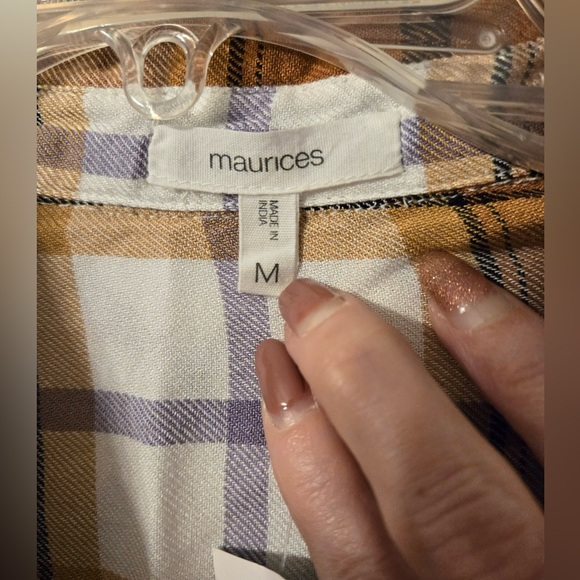 NWT Maurice’s plaid button-down long sleeve shirt -Size M - Picture 3 of 6
